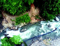 Banjir dan Longsor Putuskan Suplai Air Bersih