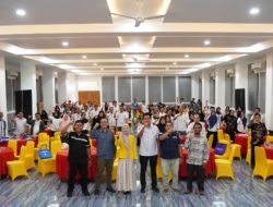 Staf Ahli  Bidang Kesra Pemkot Palopo Buka Seminar Teknologi