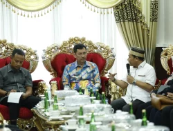 Gubernur Sulsel Langsung Bahas Kesiapan PSU Pilkada Saat Tiba di Palopo