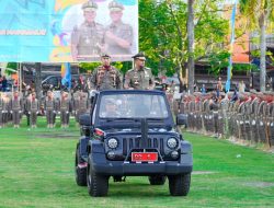 Gubernur Sulsel Pimpin Apel Satpol PP di Wajo, Naik Mobil Listrik Jeep Andalan Cek Kesiapan Pasukan