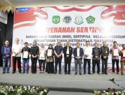 Pj Wali Kota Hadiri Penyerahan Sertipikat BMD Melalui PTSl