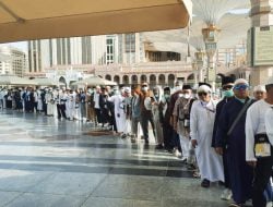 275 JCH Ziarah Raudhah di Masjid Nabawi