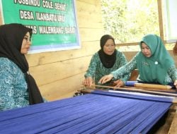 Ketua Dekranasda Luwu Kurniah Apresiasi Kain Tenun Kole Mandiri