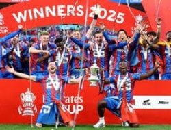 Crystal Palace Juara Piala FA Usai Bungkam Manchester City 1-0