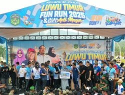 Tangis Nurlina dan Senyum Para Pelajar, Gubernur Sulsel Beri Umrah dan Beasiswa di Fun Run Lutim 2025 dan Anti Mager Sulsel