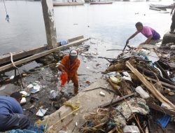 DLH Motori Aksi Bersih Sampah di TPI dan PAT
