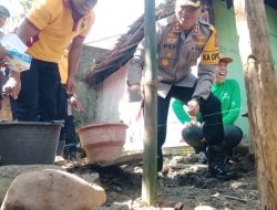 Peringati HUT Bhayangkara Ke-79, Polres Palopo Rehab Rumah Warga di Temmalebba