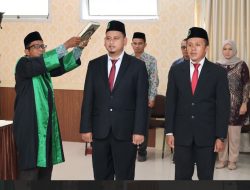 Rektor Lantik Ketua dan Sekretaris Baru Prodi di FEBI UIN Palopo, Dekan Ucapkan Selamat