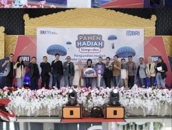 Nasabah Unit Pasar Sentral Palopo dan Unit Belopa Raih Hadiah Mobil Suzuki