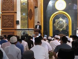 Sembilan Ekor Sapi Dikurban di Masjid Agung Luwu Palopo, Dua di Antaranya dari Civitas Universitas Mega Buana