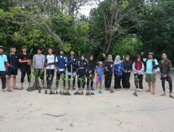 Peringati Tahun Islam 1447H, Kelompok Konservasi Lowita Lima Putra Pesisir Tanam Mangrove 200 Batang di Pinrang