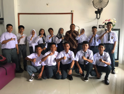 Antusiasme Menggema di Hari Pertama Sekolah: Energi Positif di SMK Energi dan Pertambangan Kota Palopo