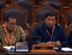 Feri Amsari: Mahkamah Mewujudkan Keadilan Substantif, Bukan Berarti Keadilan Administratif tidak Penting