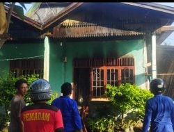 Diduga Akibat Sarung Terbakar, Damkar Tangani Kebakaran Rumah