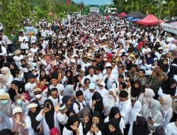 Puluhan Ribu Warga Meriahkan Jalan Sehat Anti Mager di Belopa Luwu, Gubernur Sulsel Apresiasi Antusiasme Masyarakat