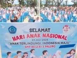HAN di SMPN 3 Palopo, Siswa dan Guru Bermain Melingkar Sambil Pegangan Tangan