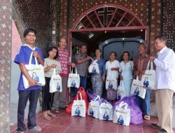 Anggota DPR RI Eva Stevani Rataba Berbagi Kasih Tanpa Batas di Toraja