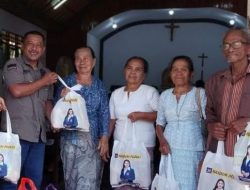 Terima Ratusan Paket Sembako, Pdt Ribka Kalemben: Terima Kasih Eva Rataba
